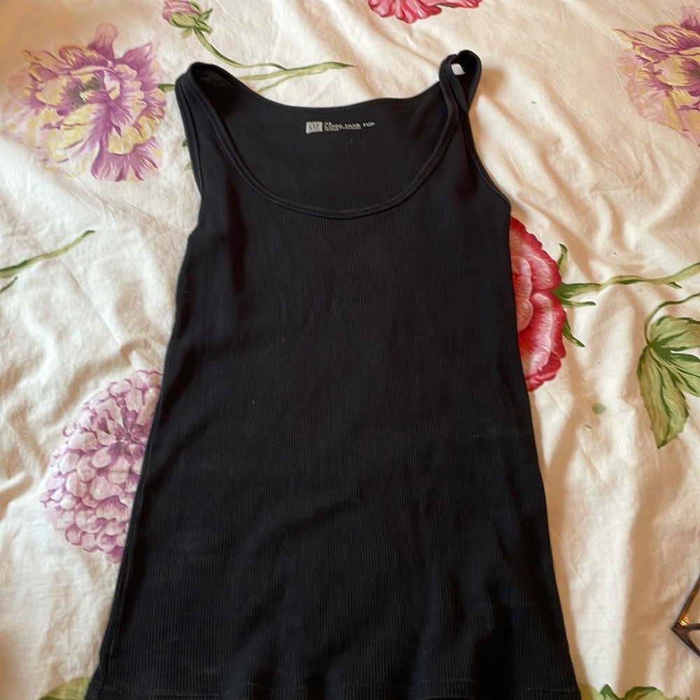 Gap xs black tank top